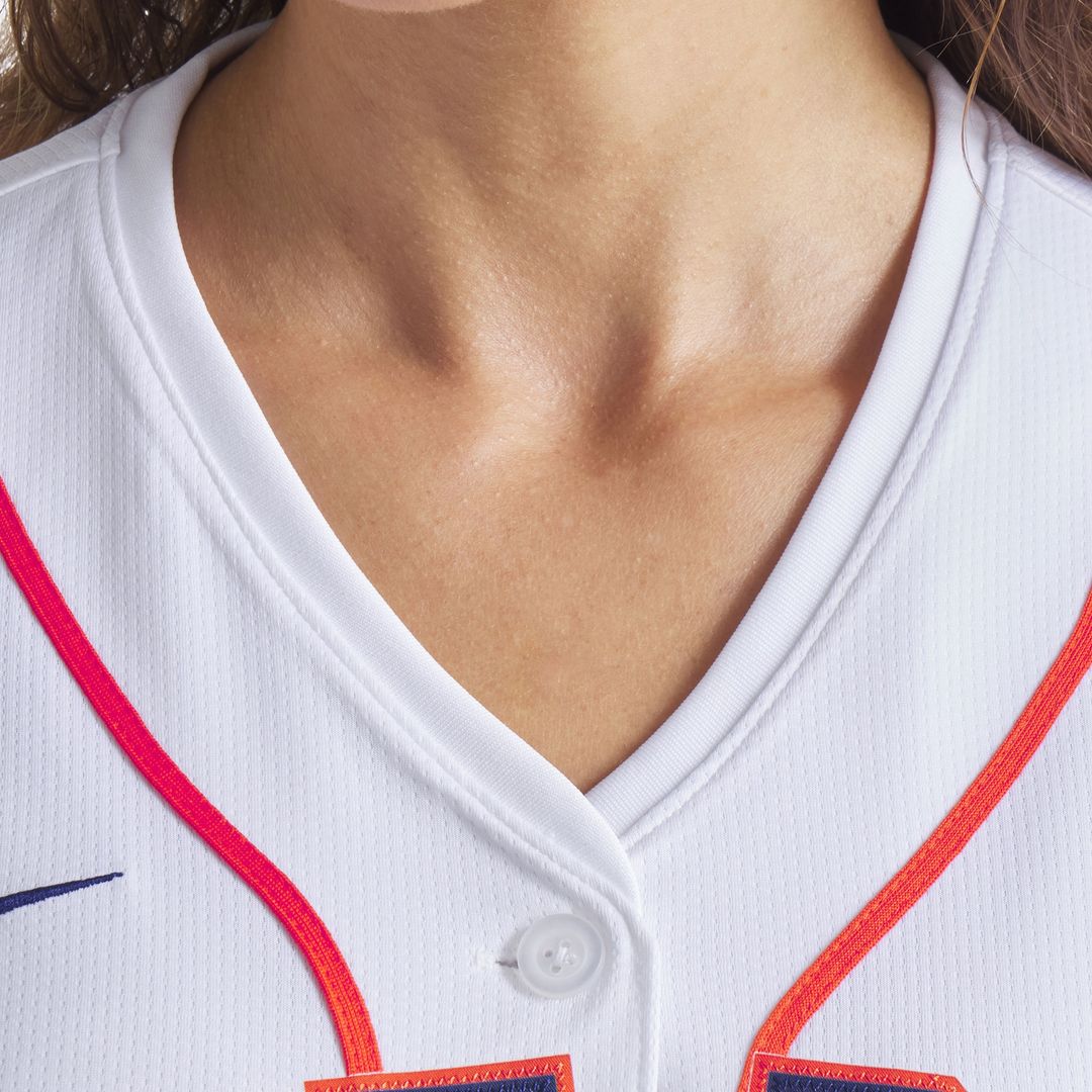 Houston Astros Jose Altuve Nike Women's Home Limited Jersey - White