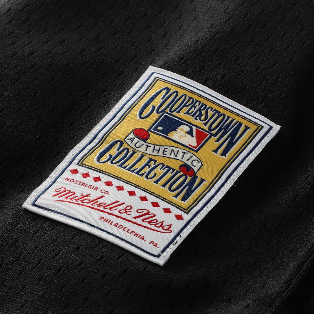 Cincinnati Reds Barry Larkin Mitchell & Ness Cooperstown Mesh Batting Practice Button-Up Jersey - Black